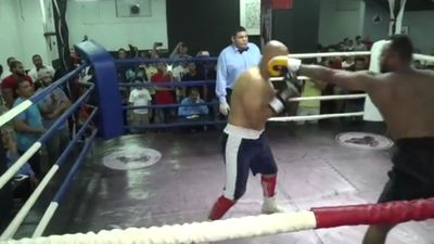 Mourad Omar vs. Ayman Farouk Abbas 022.jpg