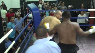 Mourad Omar vs. Ayman Farouk Abbas 038.jpg
