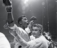 File:Muhammad Ali Chickie Ferrera.jpg