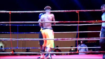 Nathanael Nukpe vs. Peter Musah 004.jpg