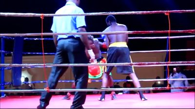 Nathanael Nukpe vs. Peter Musah 006.jpg