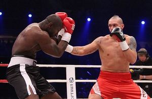 Oleksandr Usyk vs. Ben Nsafoah .jpg