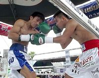 File:Oleydong Sithsamerchai vs. Mark Anthony Geraldo.jpg