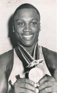 File:OlyFrazier.jpg