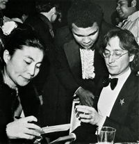 File:Ono-Ali-Lennon.jpg