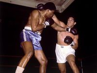 File:Oscar Natalio Bonavena vs. Lee Carr.jpg
