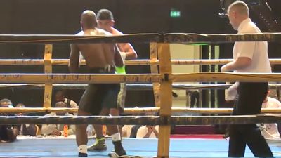 Paul Valenzuela Jr vs. Aaron Coley 006.jpg