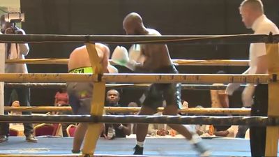 Paul Valenzuela Jr vs. Aaron Coley 008.jpg