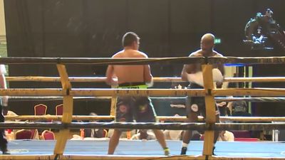 Paul Valenzuela Jr vs. Aaron Coley 018.jpg