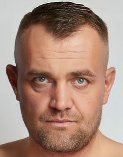 PavelSourBoxrec.jpg
