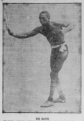 Pie Davis.JPG