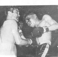 File:Pone Kingpetch vs. Pascual Perez . jpg.jpg