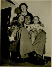 File:Primo Family.JPG