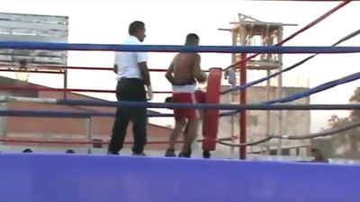 Ramon Averanga vs. Yery Mendez Cholima 001.jpg
