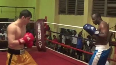 Rasul Dibirov vs. Kwesi Tutu 006.jpg