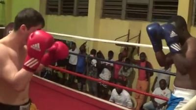 Rasul Dibirov vs. Kwesi Tutu 007.jpg