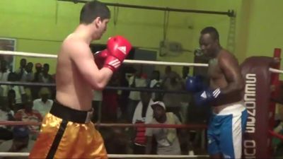 Rasul Dibirov vs. Kwesi Tutu 019.jpg