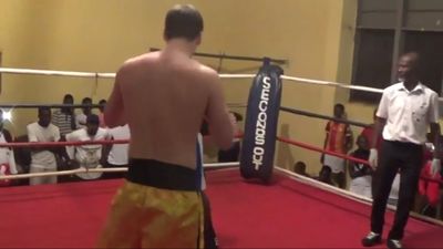 Rasul Dibirov vs. Kwesi Tutu 041.jpg