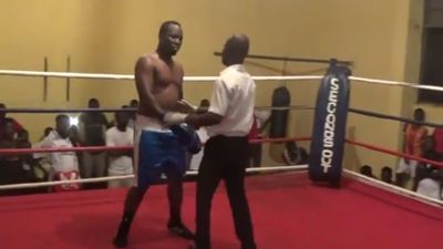 Rasul Dibirov vs. Kwesi Tutu 045.jpg