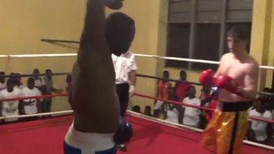 Rasul Dibirov vs. Kwesi Tutu 046.jpg