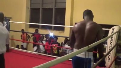 Rasul Dibirov vs. Kwesi Tutu 049.jpg