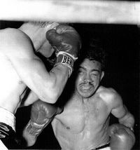 File:Raul 'Raton' Macias vs Alphonse Halimi.jpg