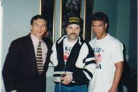 File:Ray Mancini and friends.jpg