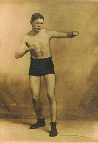 File:Red robinson.JPG