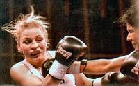 File:Regina Halmich vs. Delia Gonzalez.jpg
