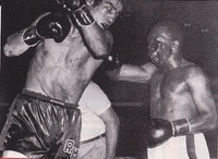 File:Ricardo Pajarito Moreno vs Ike Chestnut..jpg