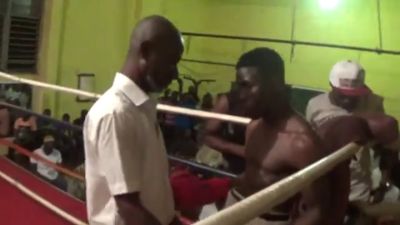 Riliwan Lawal vs. Hope Mawuli 002.jpg