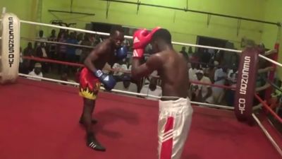 Riliwan Lawal vs. Hope Mawuli 005.jpg
