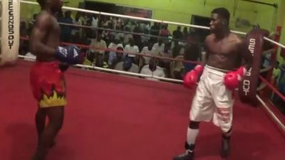 Riliwan Lawal vs. Hope Mawuli 012.jpg