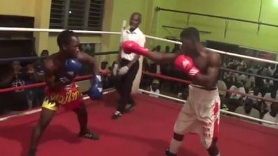 Riliwan Lawal vs. Hope Mawuli 019.jpg
