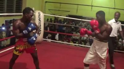 Riliwan Lawal vs. Hope Mawuli 031.jpg