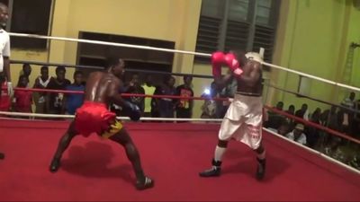 Riliwan Lawal vs. Hope Mawuli 048.jpg