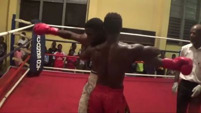 Riliwan Lawal vs. Hope Mawuli 050.jpg
