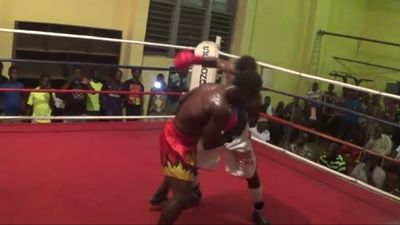 Riliwan Lawal vs. Hope Mawuli 052.jpg