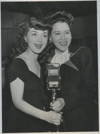 File:Rita-Marva.JPG