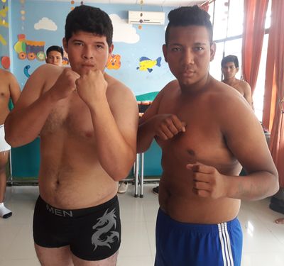 Robert Alejandro Chavez Barrientos beat Paul Sanchez Noe (02).jpg