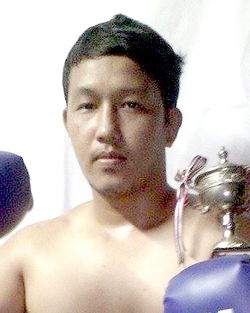 Robert Chor Chaiwat.jpg