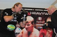 File:Robert Helenius Training.jpg