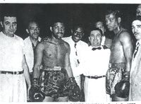 File:Robinson-Womber fight in Havana.jpg