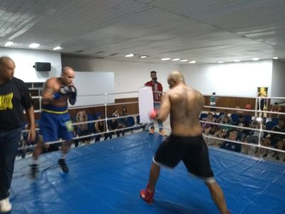 Robson Bambu vs. Carlos Roberto Moraes Gomes (07).jpg