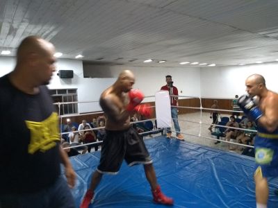 Robson Bambu vs. Carlos Roberto Moraes Gomes (09).jpg