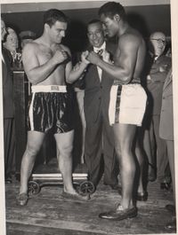 File:Rocky-Ezzard2.JPG