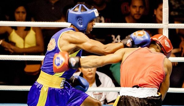 Rodrigo Melo vs. Felipe Junior.jpg