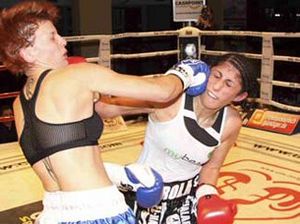 Rola El Halabi vs. Eva Halasi.jpg