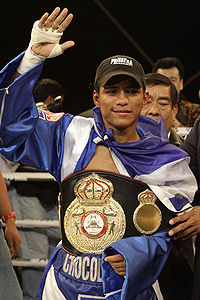 File:Roman Gonzalez.jpg