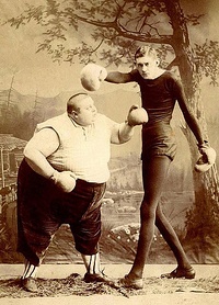 File:Rotund-Skinny.jpg